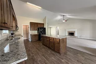 624 River Mist Cir, Jefferson, GA 30549 - Photo 8