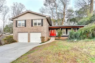 4081 Longview Dr, Atlanta, GA 30341 - Photo 2