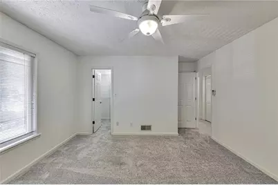 878 Lake Hollow Boulevard SW, Marietta, GA 30064 - Photo 14
