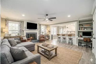 855 John Court, Lawrenceville, GA 30046 - Photo 4