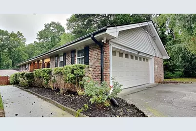 2755 Hickory Circle, Snellville, GA 30078 - Photo 2