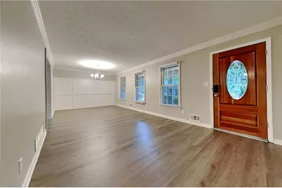 2755 Hickory Circle, Snellville, GA 30078 - Photo 2