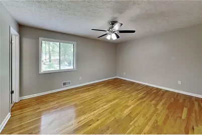 151 Castleair Drive NE, Kennesaw, GA 30144 - Photo 6