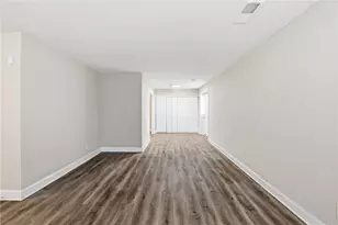 310 Flagstone Dr SW, Atlanta, GA 30331 - Photo 4