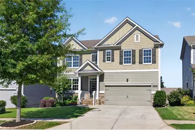 6732 Scarlet Oak Way, Flowery Branch, GA 30542 - Photo 2