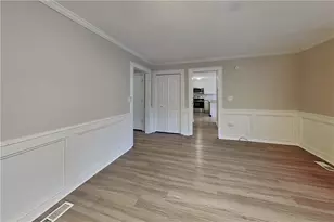 1589 Tennessee Walker Dr NE, Roswell, GA 30075 - Photo 4