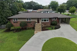 1294 Cliffwood Dr, Smyrna, GA 30080 - Photo 2
