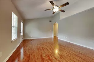 2979 Trotters Crest Dr, Snellville, GA 30039 - Photo 2