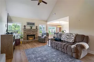 1010 Gold Finch Dr, Jefferson, GA 30549 - Photo 10