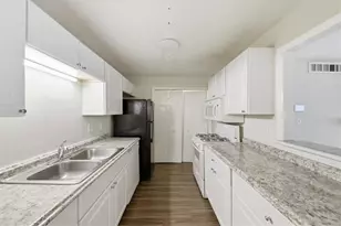 704 Olde Mill Ln, Norcross, GA 30093 - Photo 14