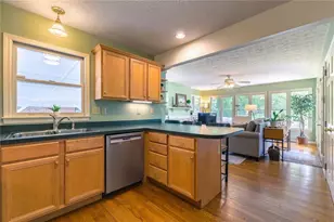 2343 Burch Cir NE, Brookhaven, GA 30319 - Photo 12