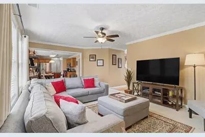 5769 Fairington Farms Court, Lithonia, GA 30038 - Photo 8