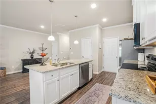 5104 Fox Den Rd, Oakwood, GA 30566 - Photo 10