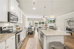 5104 Fox Den Rd, Oakwood, GA 30566 - Photo 10