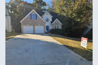 105 Queensland Lane, Covington, GA 30016 - Photo 2