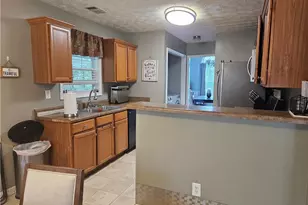 105 Queensland Ln, Covington, GA 30016 - Photo 16