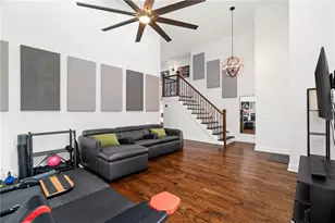 235 Leeward Ln, Roswell, GA 30076 - Photo 4