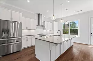 775 Hadley Ln NE, Marietta, GA 30068 - Photo 2
