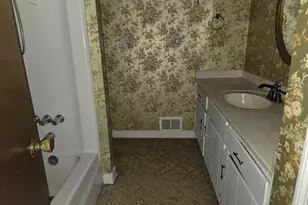 556 Greenview Ave SE, Conyers, GA 30094 - Photo 10