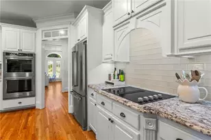 711 Hallbrook Ct, Alpharetta, GA 30004 - Photo 24