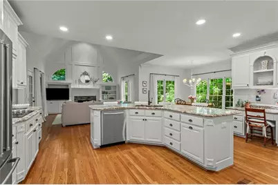 711 Hallbrook Court, Alpharetta, GA 30004 - Photo 18