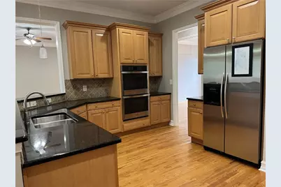 889 Lenox Ct NE, Atlanta, GA 30324 - Photo 12
