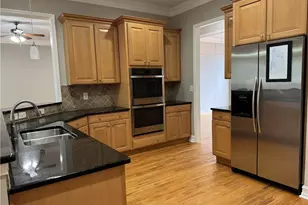 889 Lenox Ct NE, Atlanta, GA 30324 - Photo 12