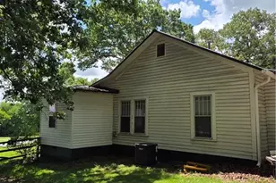 807 Jones Ave, Rockmart, GA 30153 - Photo 2