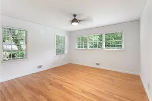 1685 Dunwoody Pl NE, Atlanta, GA 30324 - Photo 10