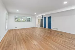 1685 Dunwoody Pl NE, Atlanta, GA 30324 - Photo 4