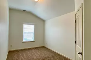 611 Stonehurst Ln, Canton, GA 30114 - Photo 14