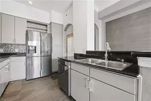 3445 Stratford Rd NE, Atlanta, GA 30326 - Photo 14