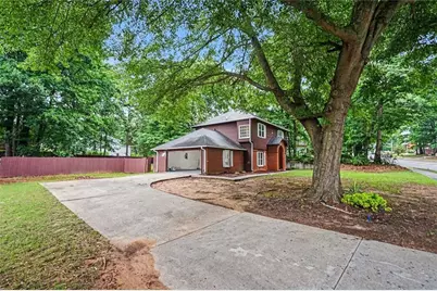 1103 To Lane Drive, Stone Mountain, GA 30083 - Photo 4