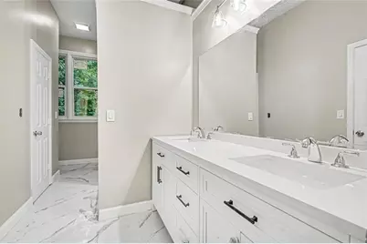 1103 To Lane Drive, Stone Mountain, GA 30083 - Photo 18