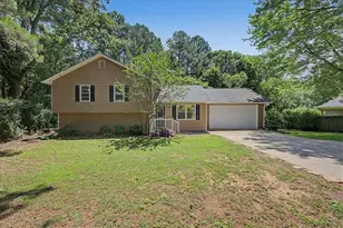 558 Peeples Valley Rd NE, Cartersville, GA 30121 - Photo 1
