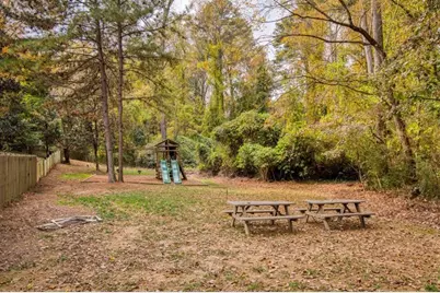 2599 Brookline Circle NE, Brookhaven, GA 30319 - Photo 42