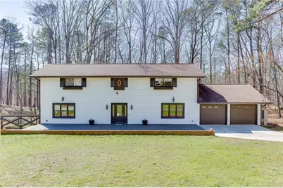 5984 Dolvin Lane, Buford, GA 30518 - Photo 4
