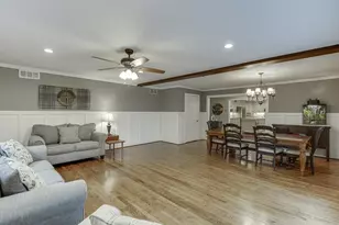 5984 Dolvin Ln, Buford, GA 30518 - Photo 14