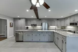5984 Dolvin Ln, Buford, GA 30518 - Photo 18