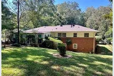 2560 Wood Valley Drive, East Point, GA 30344 - Photo 16