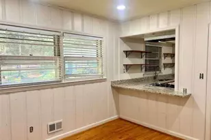 2560 Wood Valley Dr, East Point, GA 30344 - Photo 6