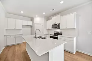 6710 Corryton St, Flowery Branch, GA 30542 - Photo 6