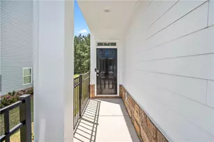 6710 Corryton St, Flowery Branch, GA 30542 - Photo 2
