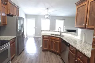 439 Red Bud, Jefferson, GA 30549 - Photo 6