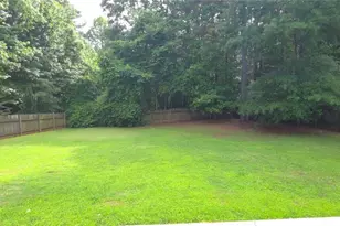 439 Red Bud, Jefferson, GA 30549 - Photo 20