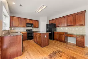28 Crystal Way, Suwanee, GA 30024 - Photo 4
