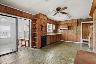 422 Bartson St, Lavonia, GA 30553 - Photo 14