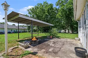 422 Bartson St, Lavonia, GA 30553 - Photo 32