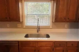 1135 Burning Bush Dr, Loganville, GA 30052 - Photo 20