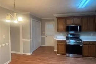 1135 Burning Bush Dr, Loganville, GA 30052 - Photo 16